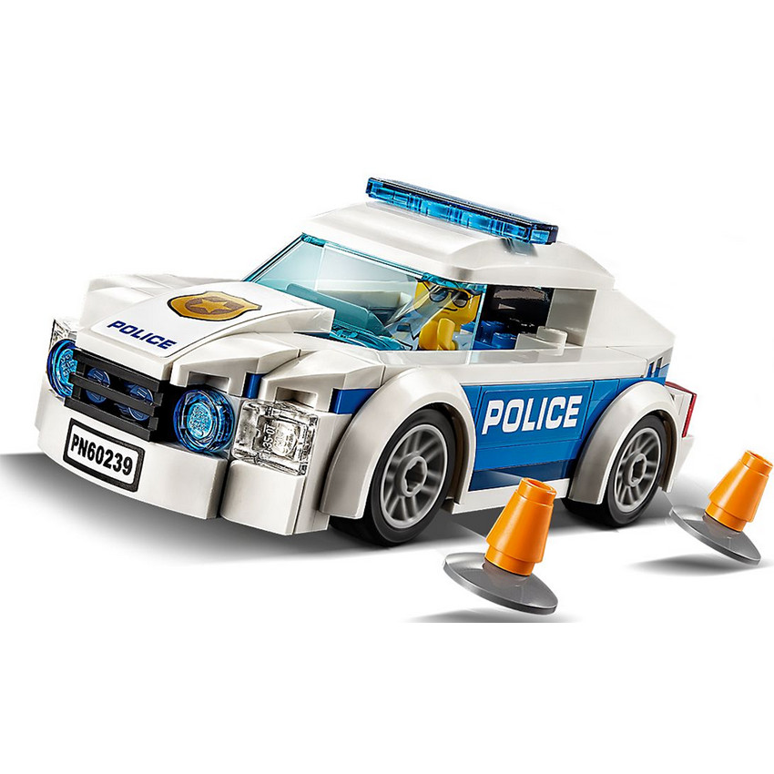 Voiture de patrouille de police  