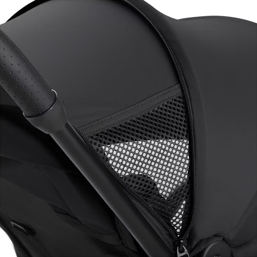 Pack poussette Travel N Care Plus black avec volant pour bébé  