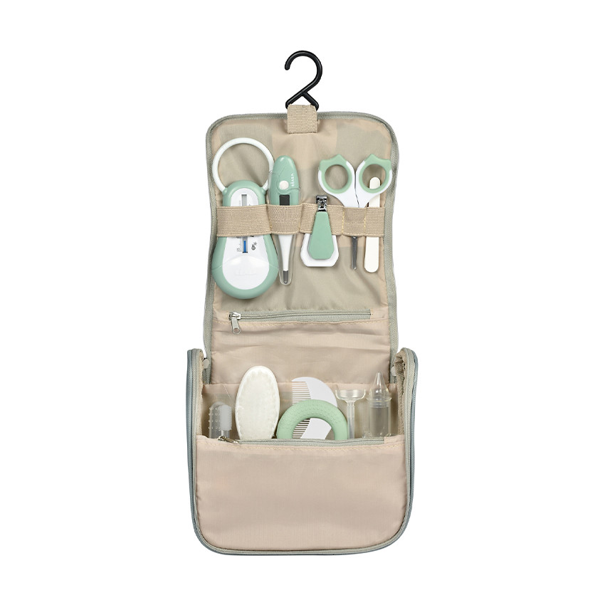 Trousse de toilette avec 10 accessoires vert sauge 
