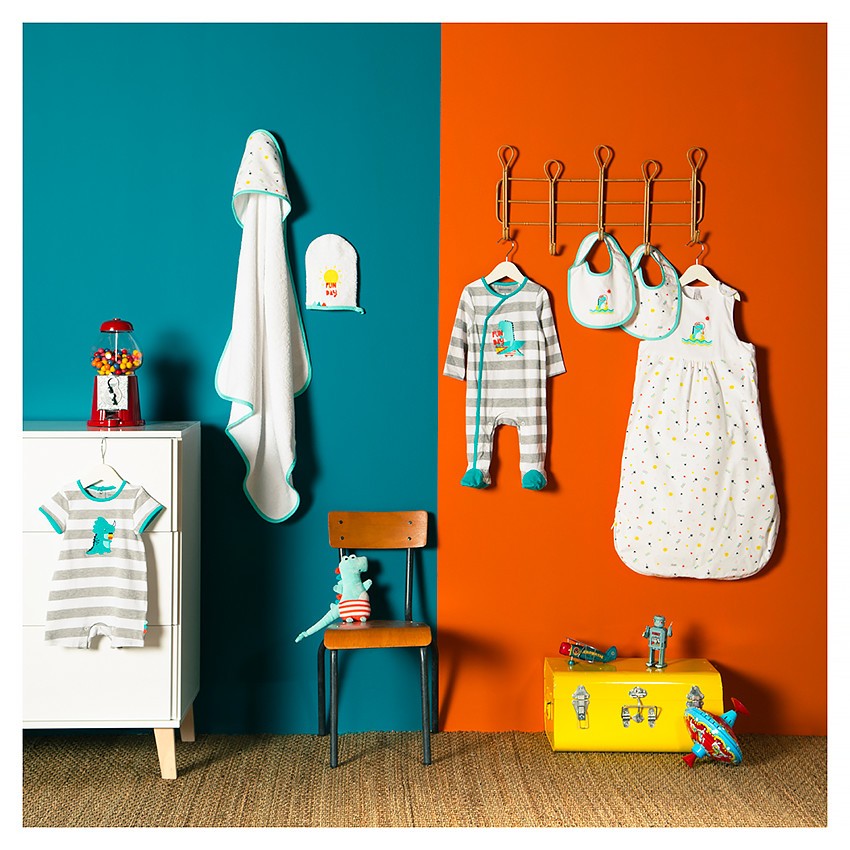 Dors-bien en jersey rayé print dinosaure surfeur  