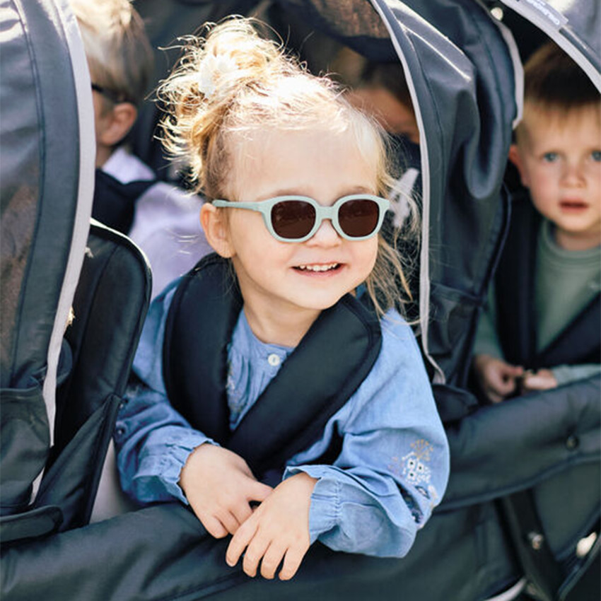 Lunettes de soleil Square Lucky 9-24M Vert Sauge 