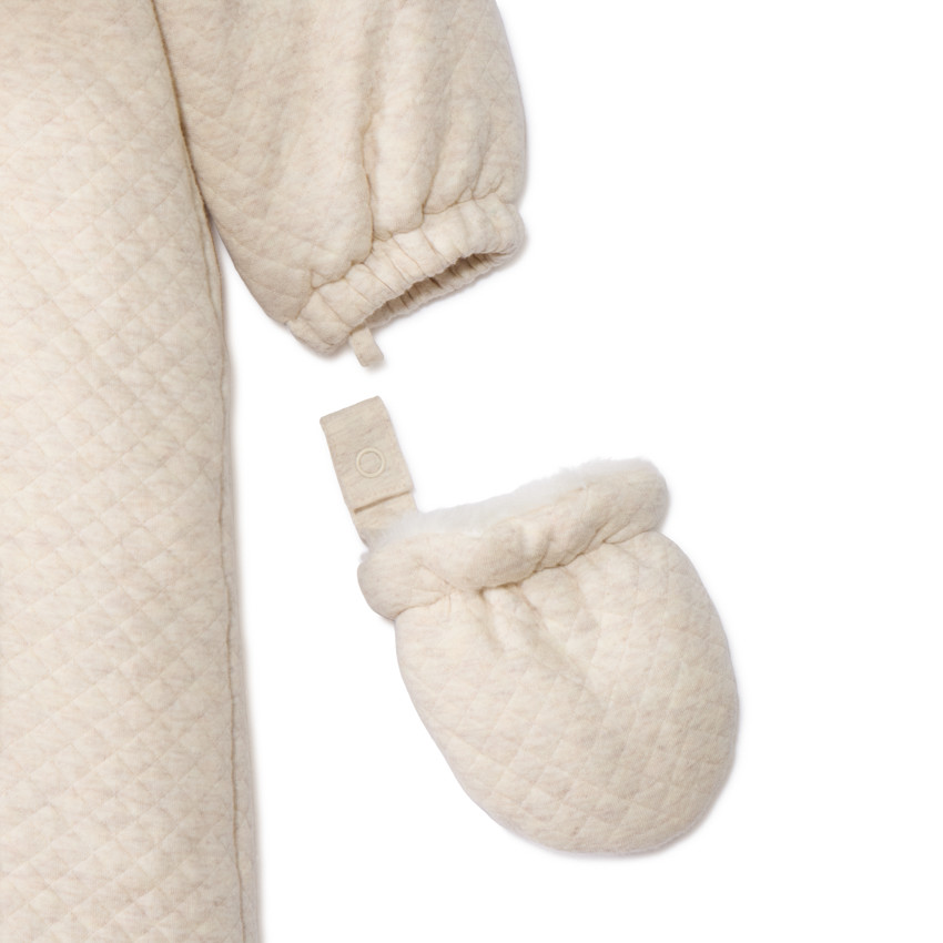 Combi-pilote broderie hérisson pour bébé garçon avec finitions différentes selon l'âge 