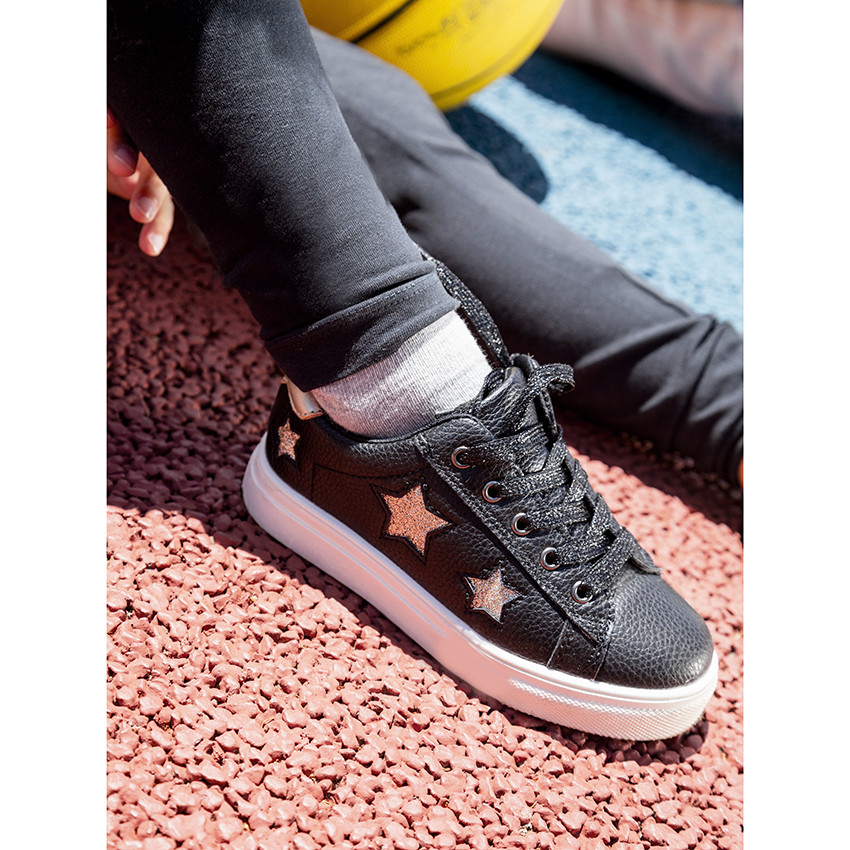 Baskets noires effet cuir à étoiles pailletées pour enfant fille 