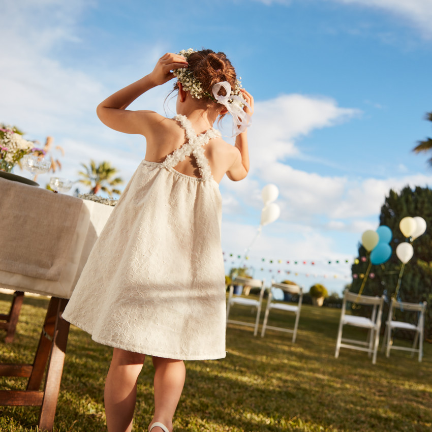 Robe à bretelles en broderie anglaise pour fille 