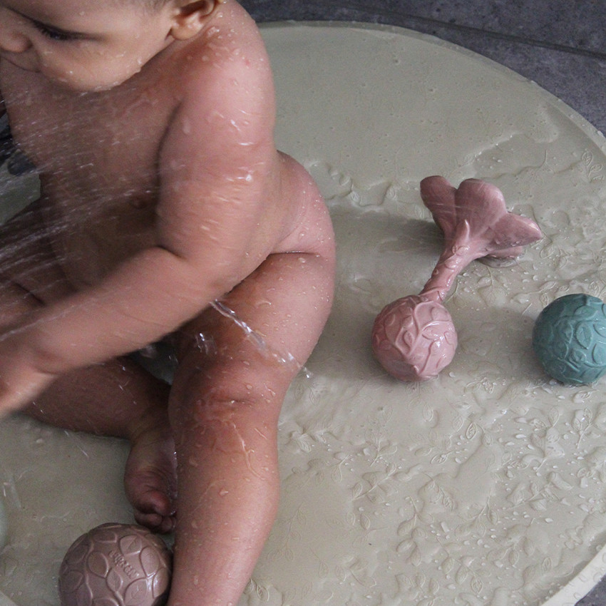 Tapis de bain en caoutchouc motif feuillage texturé sage 