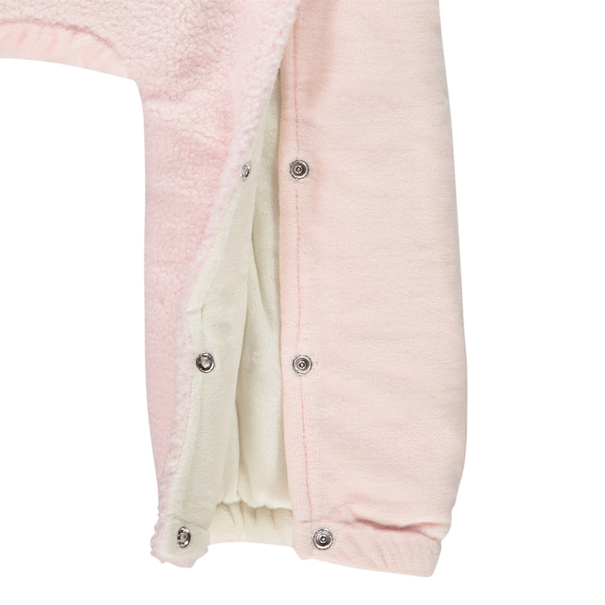 Combi-pilote lapin en velours pour bébé fille avec finitions différentes selon l'âge 