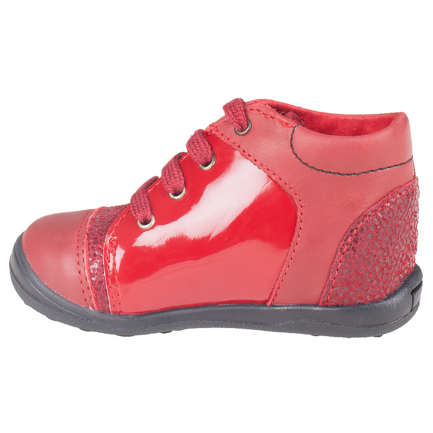 Bottillons rouges en cuir à lacets  