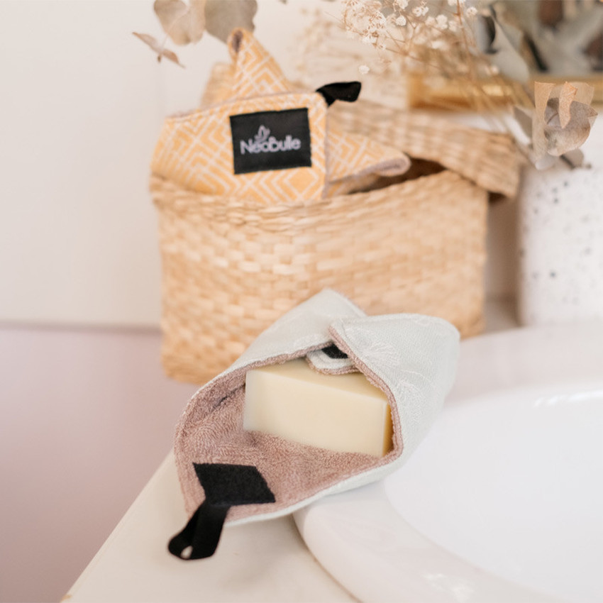 Savon doux surgras à l'huile de Caméline Bio 