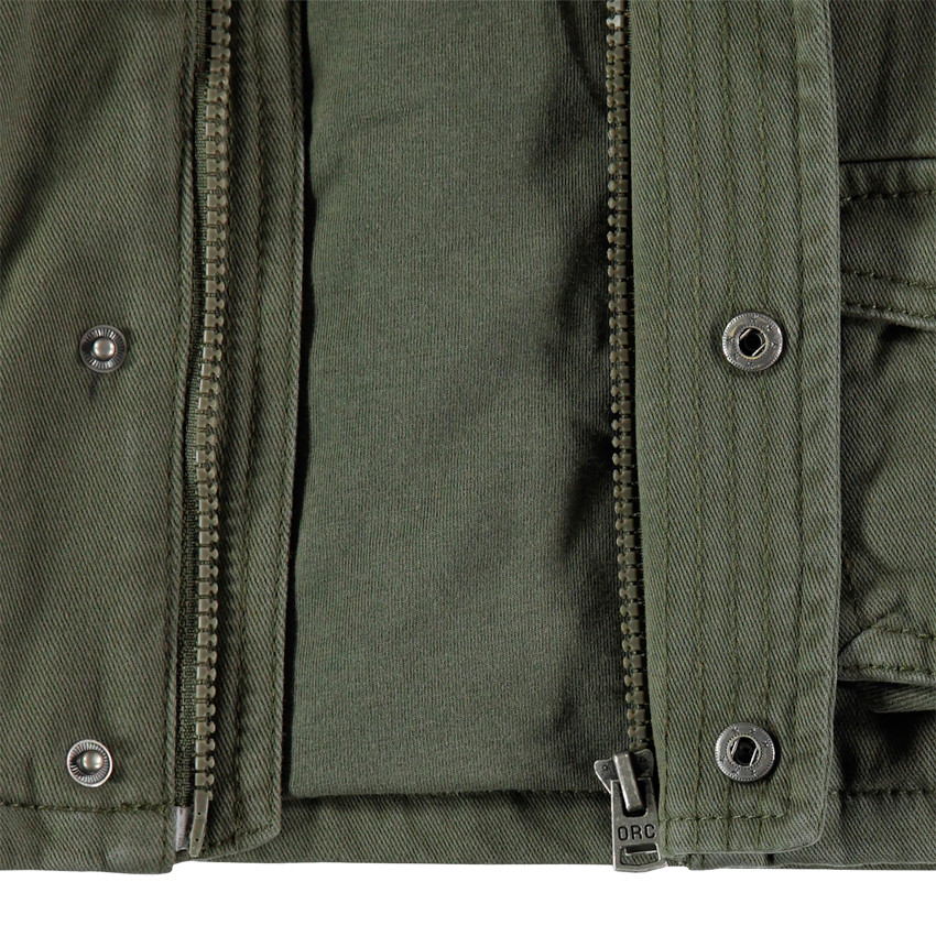 Veste en toile à poches et galon brodé Main Veste en toile à poches et galon brodé