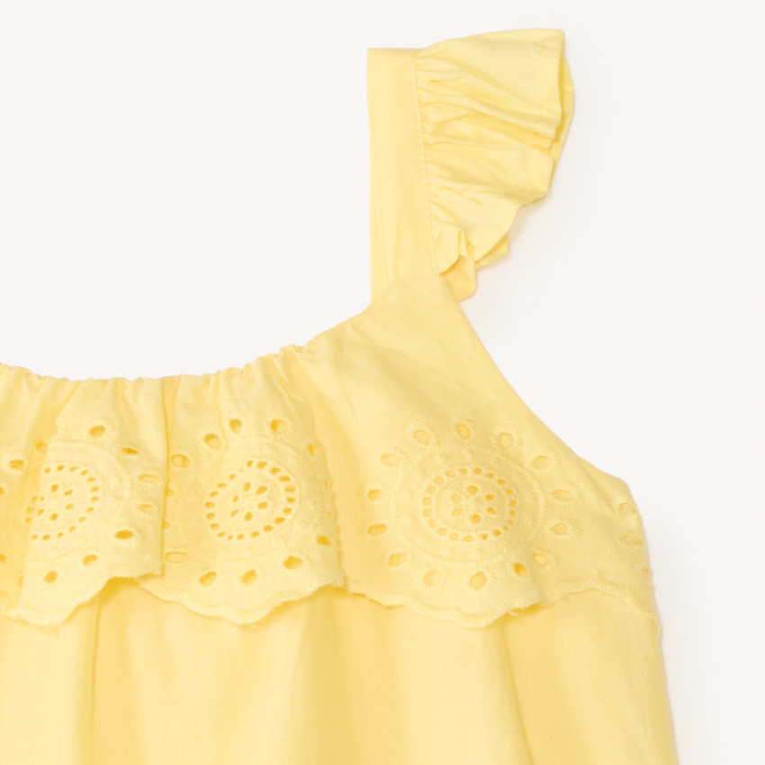 Top court en voile uni broderie style anglaise fantaisie pour fille 