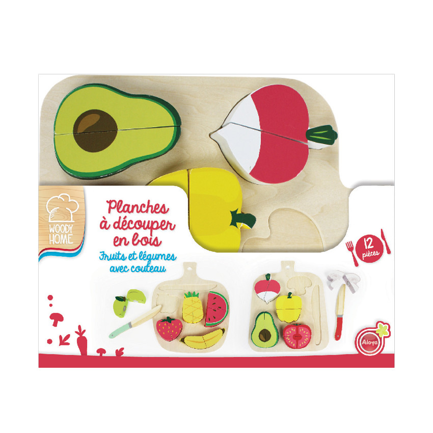 Planche à découper en bois avec légumes 