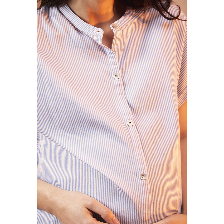Chemise de grossesse manches courtes à rayures en voile 