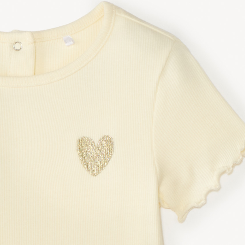 T-shirt manches courtes avec broderie cœur dorée pour fille 