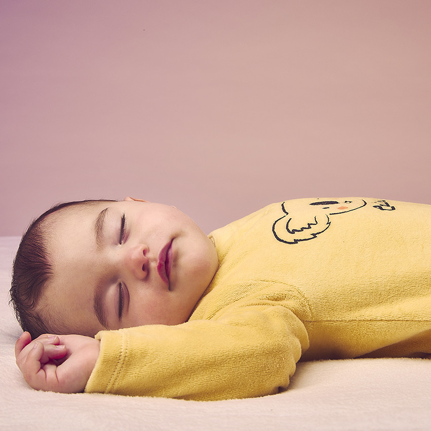 Dors-bien en velours fantaisie pour bébé garçon 