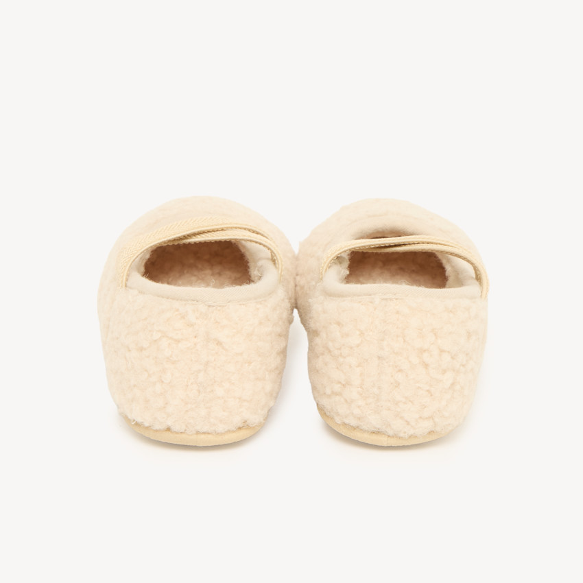 Chaussons babies fille en bouclette 