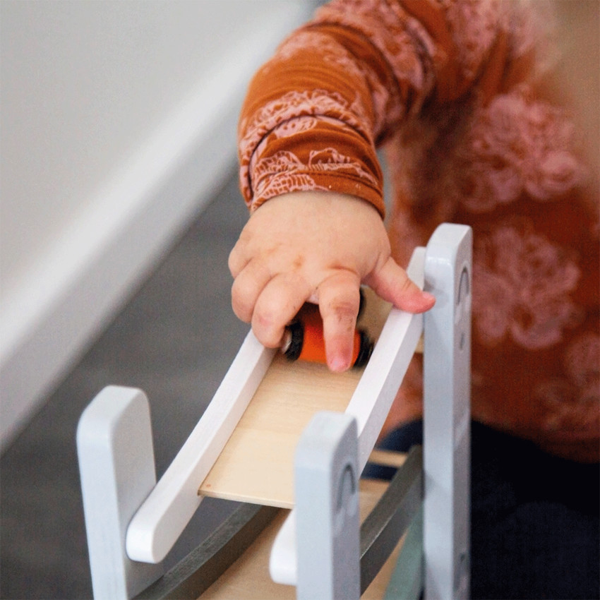 Circuit de voiture zig zag en bois 