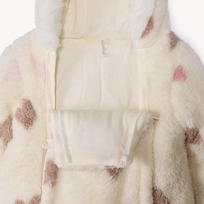 Combi-pilote sherpa imprimé cœurs pour bébé fille avec finitions différentes selon l'âge 