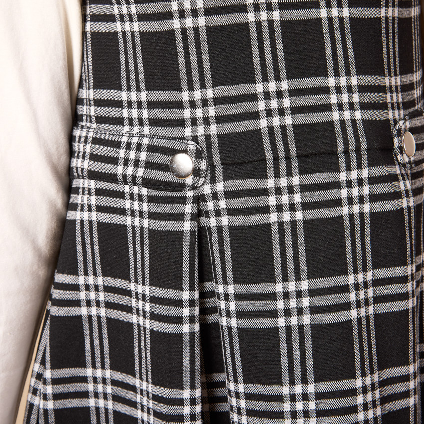 Robe sans manches à carreaux et pattes décoratives pour fille  