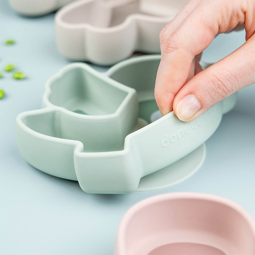 Assiette compartimentée en silicone avec ventouse Birdee vert  