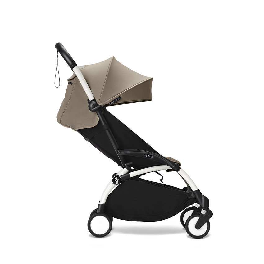 Poussette Stokke® YOYO³ à partir de 6 mois - cadre blanc/taupe 