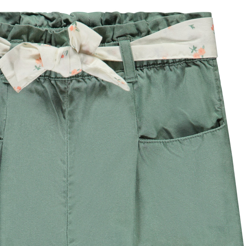 Pantalon en toile avec ceinture à nouer pour bébé fille 