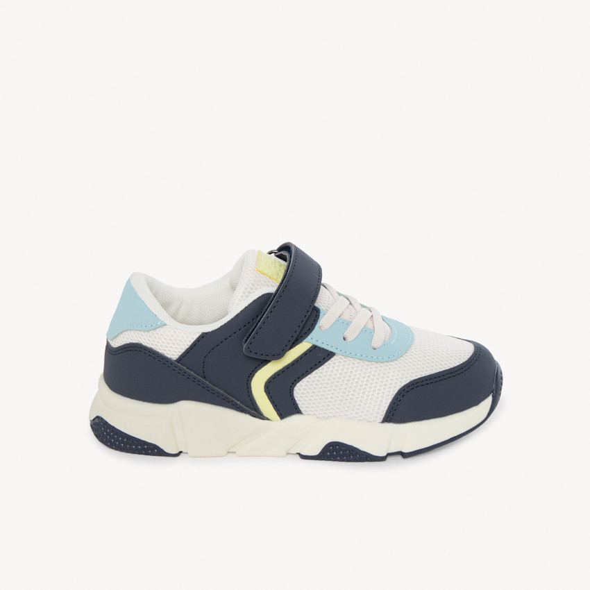 Baskets de sport scratchées en mesh pour garçon 