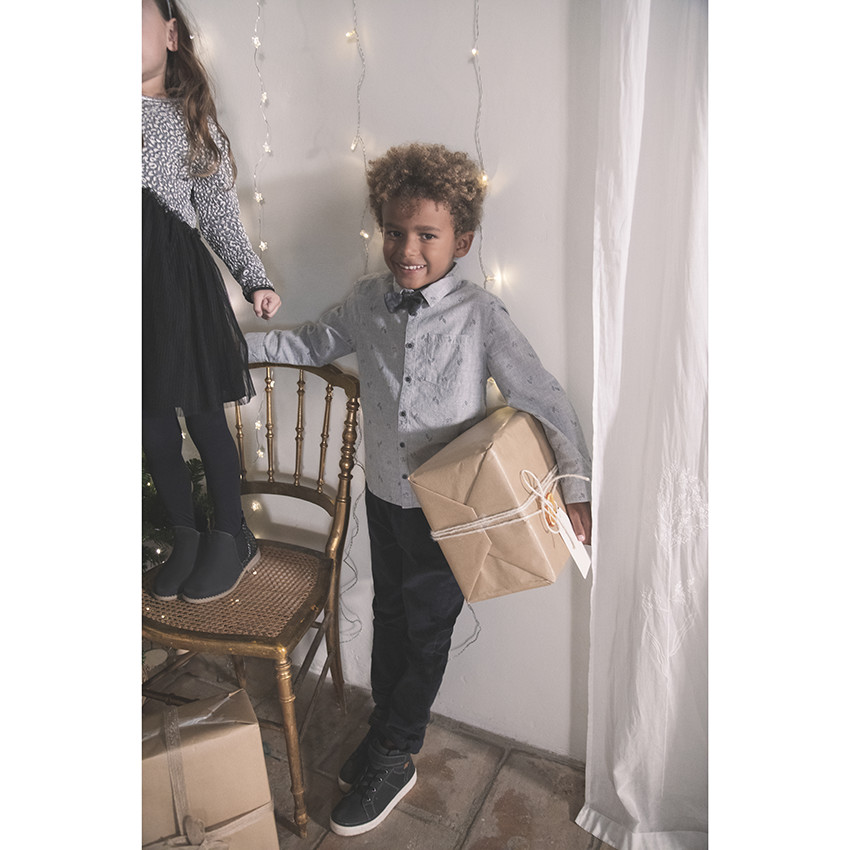 Chemise manches longues imprimée avec noeud papillon amovible 