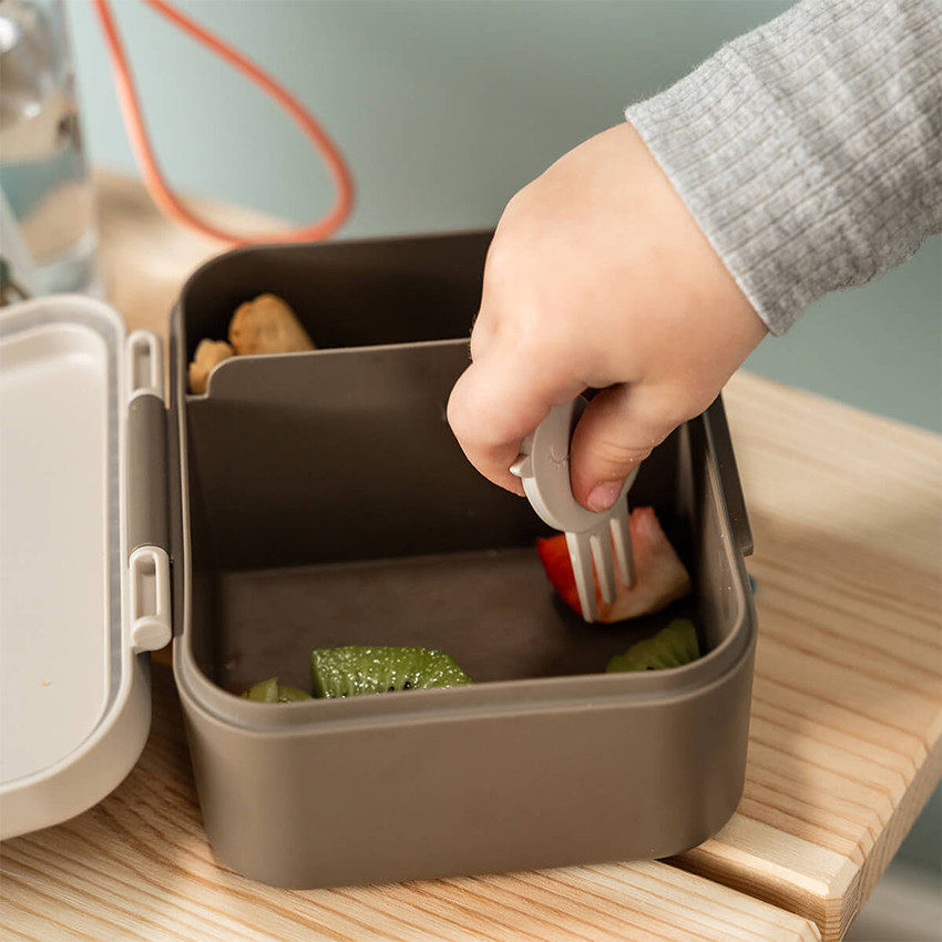 Snackbox avec piques snack Tiny Trails Sable 