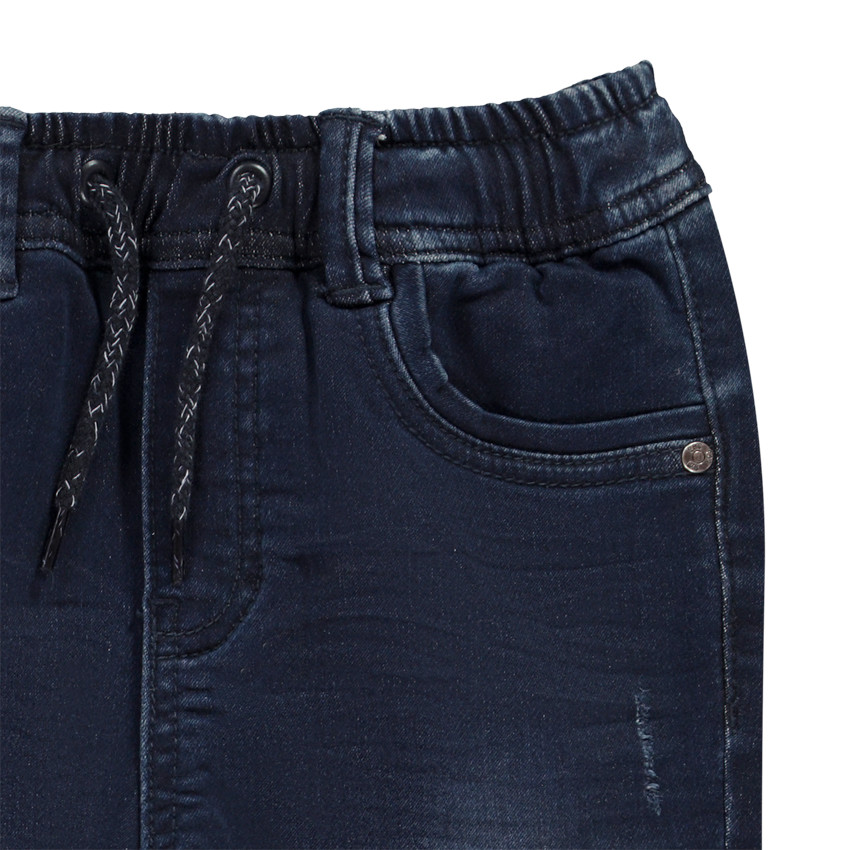 Jean style jogger en denim avec ceinture et chevilles rib pour garçon 