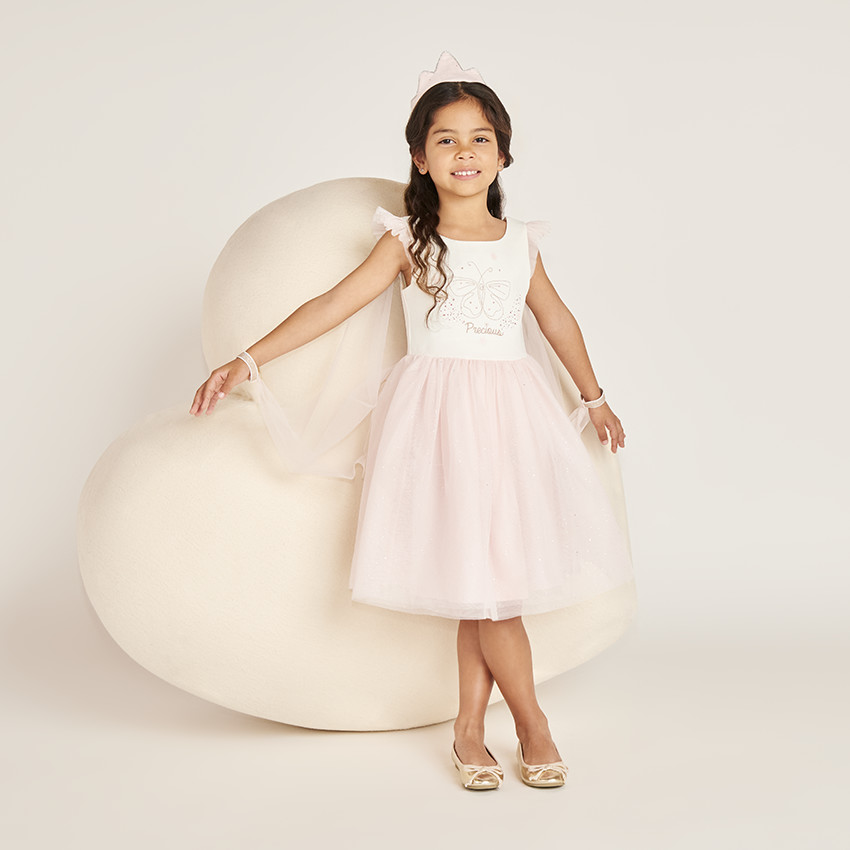 Robe bi-matière avec sa cape en tulle et sa couronne pour fille
