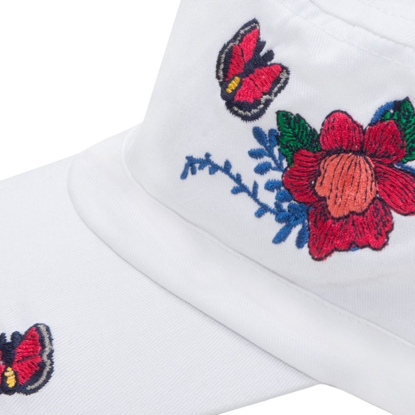 Casquette cubaine en twill avec papillon brodé  