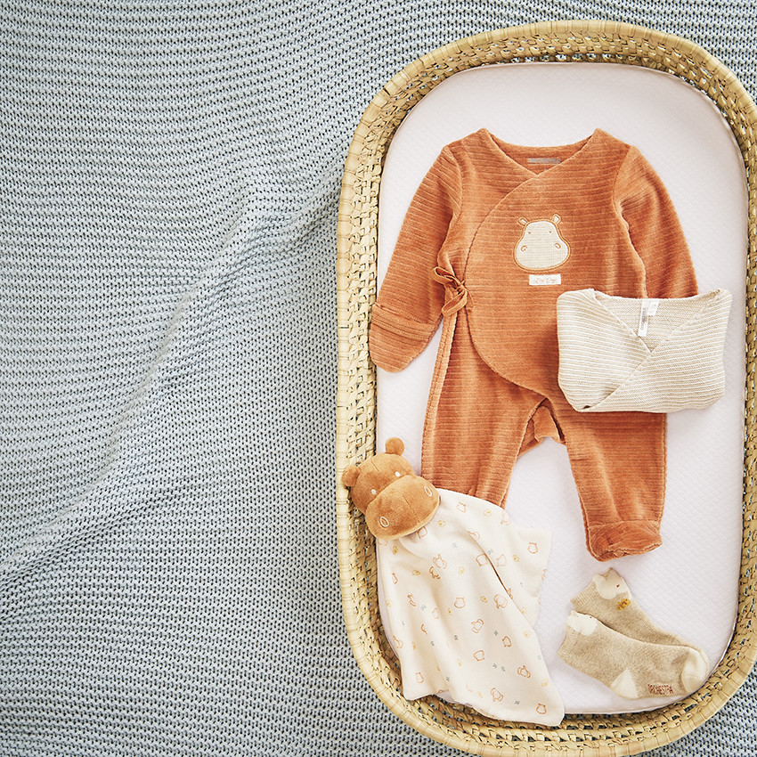 Doudou mouchoir hippopotame en velours pour bébé 