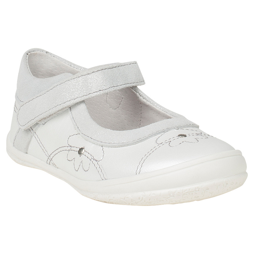 Babies blanches en cuir irisé avec fleurs et rivets 
