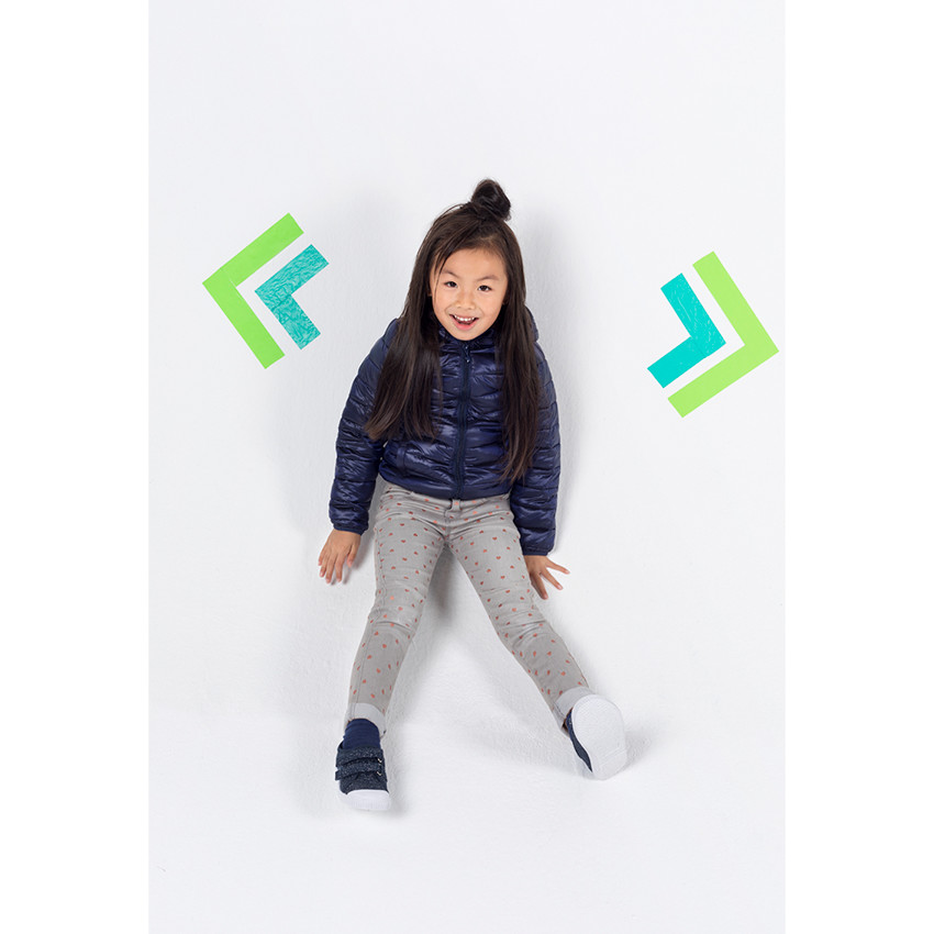 Jeans slim effet crinkle avec coeurs brillants printés all-over 