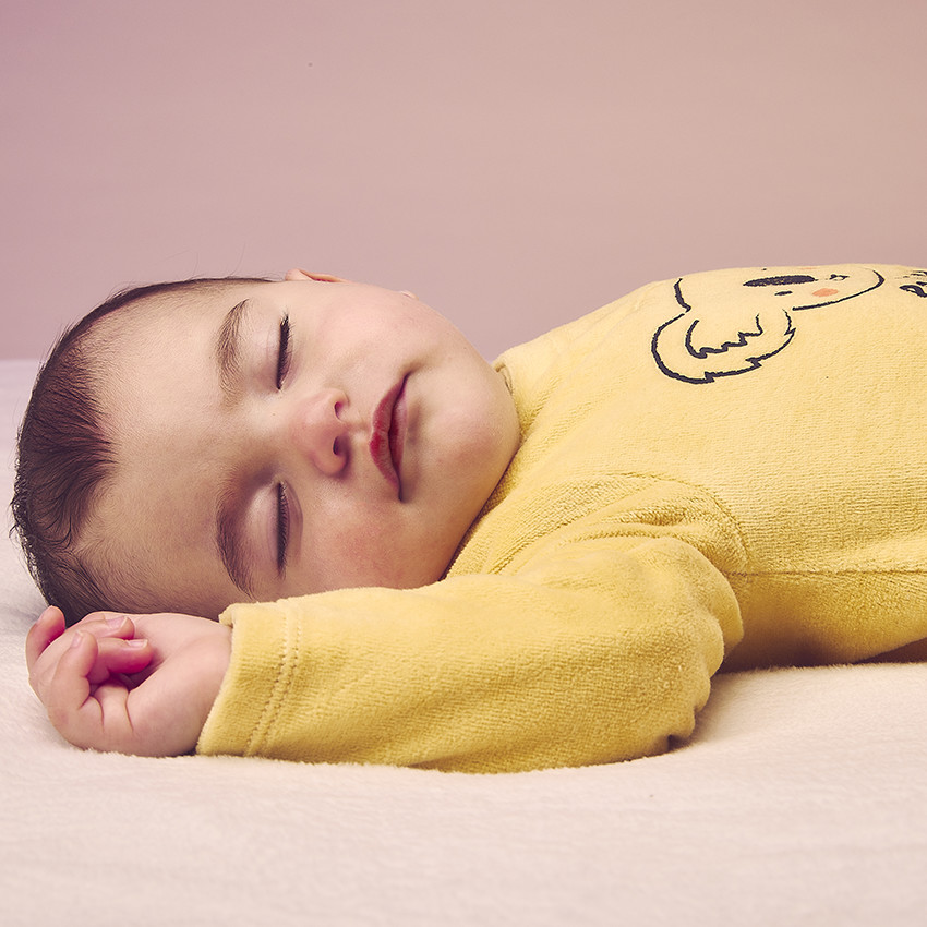 Dors-bien en velours fantaisie pour bébé garçon 