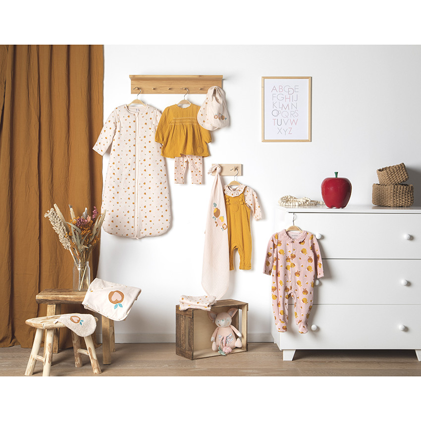 Ensemble avec t-shirt imprimé et salopette pour bébé fille 