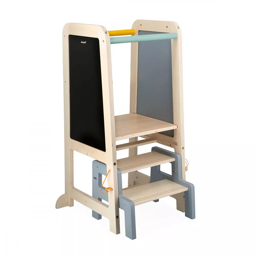 Tour d'observation évolutive avec tableau noir 