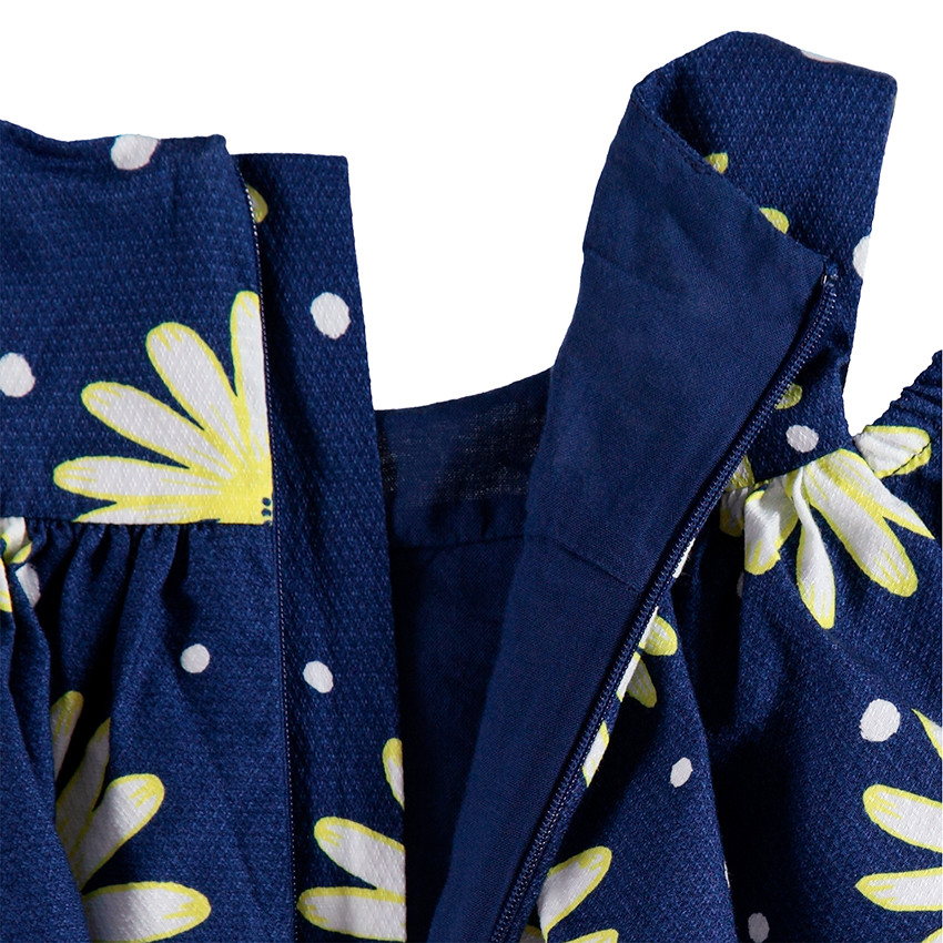 Robe à épaules ajourées avec fleurs imprimées all-over 