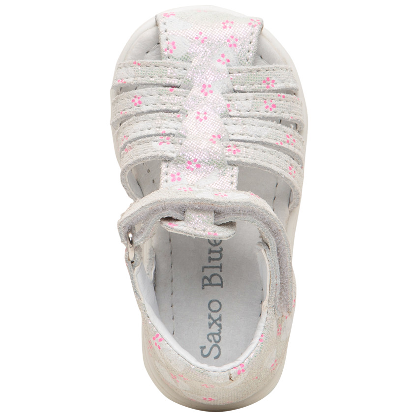 nu pied bebe fille