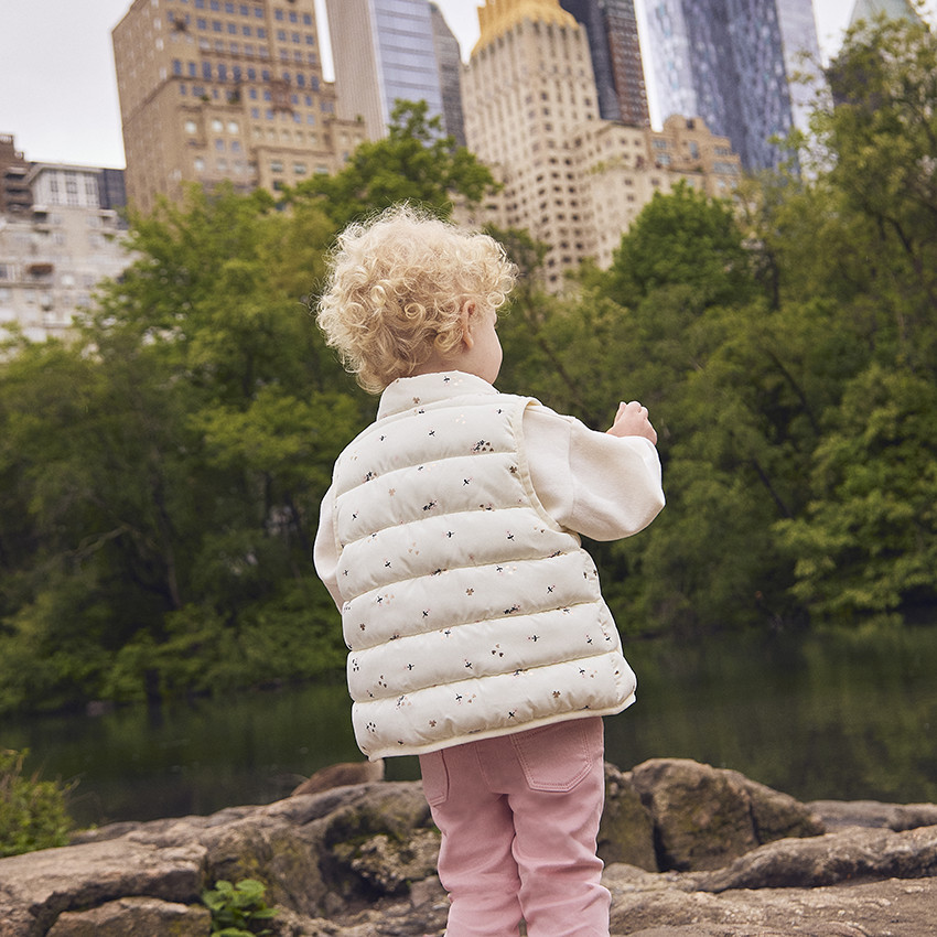 Doudoune sans manches imprimée et doublée velours pour bébé fille 
