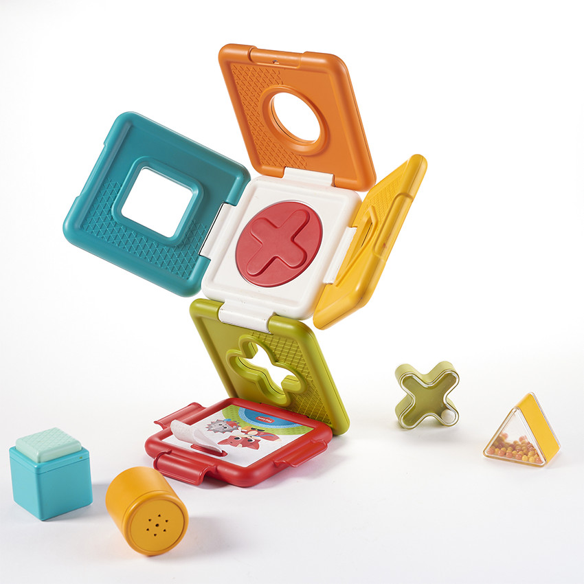 Jouet 1er âge Cube magique 