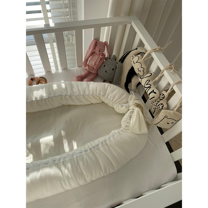 Set de 5 jouets à accrocher compatible Tipi Play Gym - 5 motifs - Blanc (Childhome) - Image 1