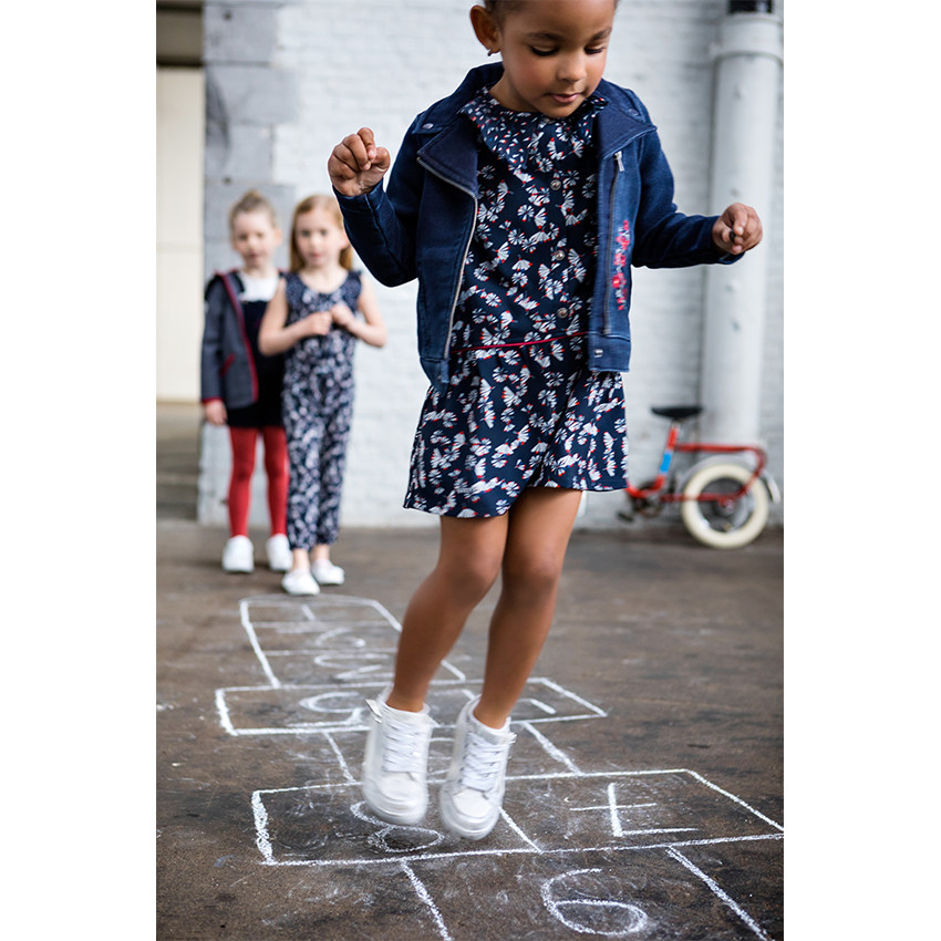 Robe en crêpe imprimée fantaisie à collerette 