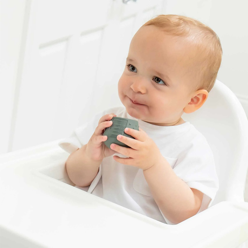 Tasse d'apprentissage texturée DinkyCup gris 