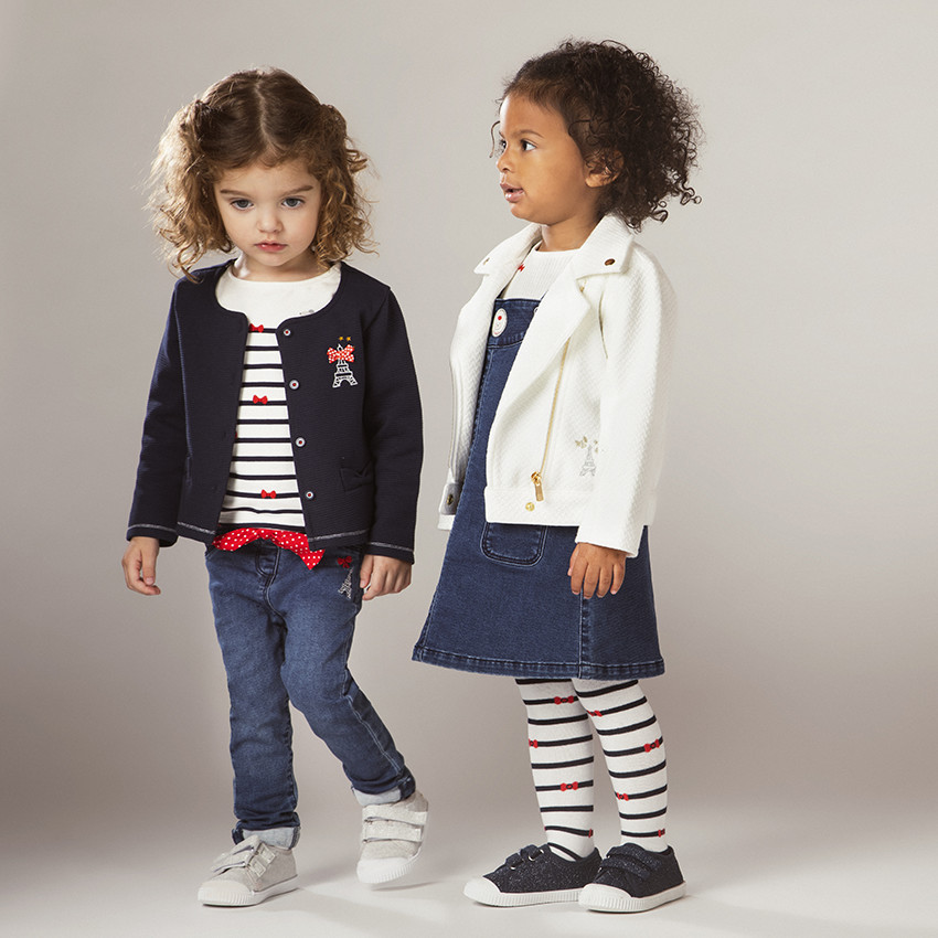 Robe salopette en jean avec bretelles volantées pour bébé fille 