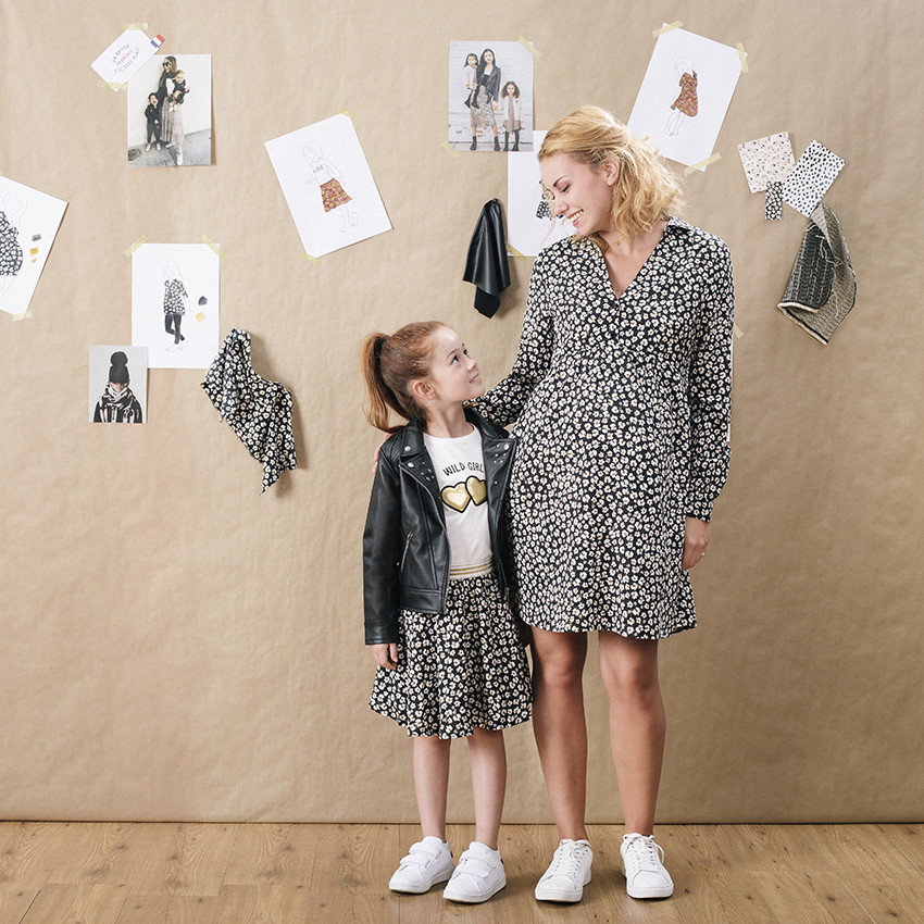 T-shirt manches longues blanc à coeurs dorés 