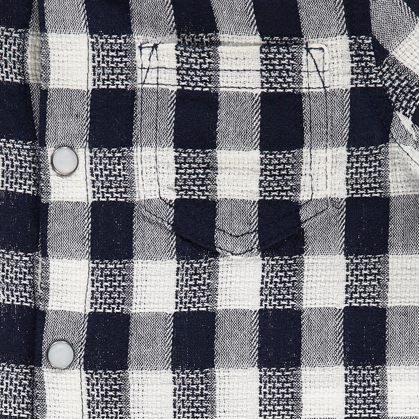 Chemise manches courtes à carreaux avec poche 