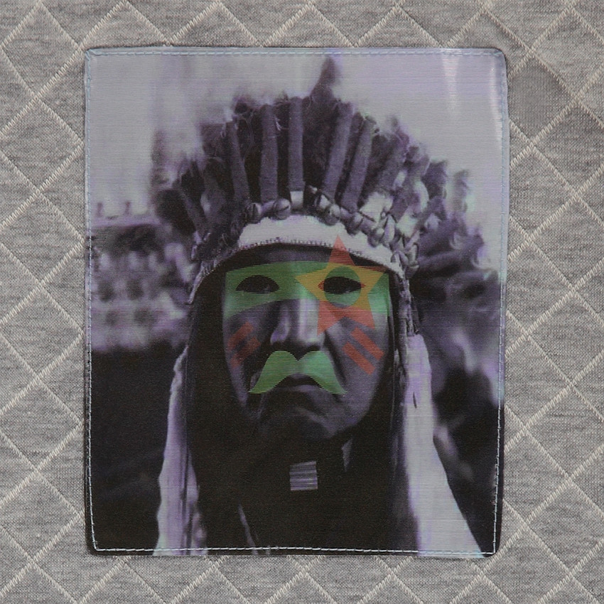 Sweat en molleton à croisillons avec patch indien hologramme 