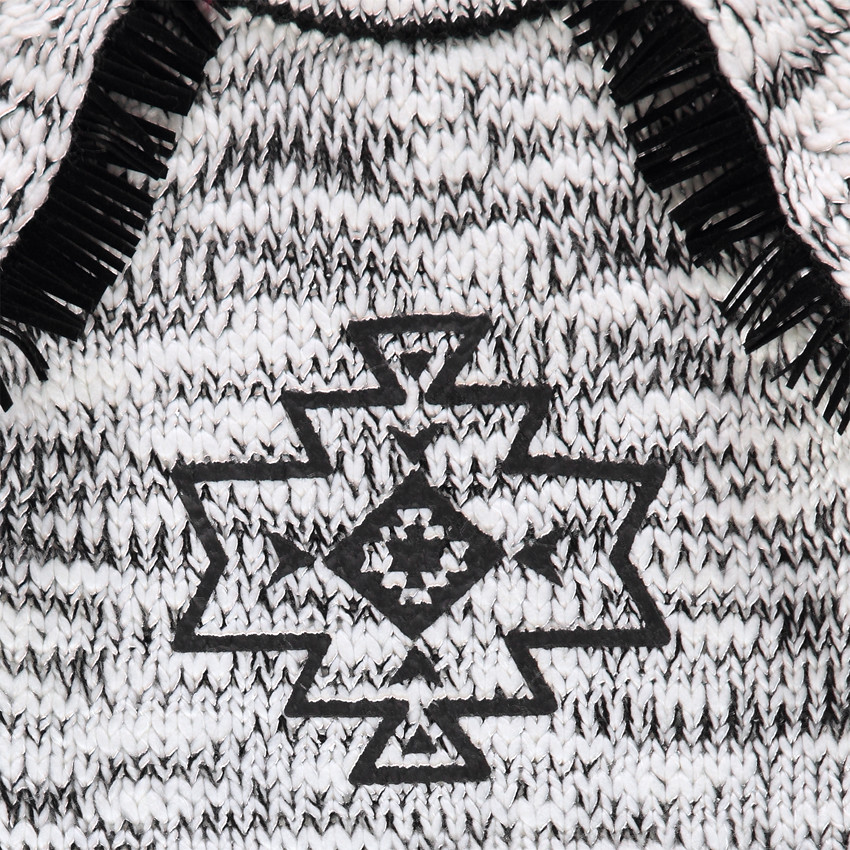 Pull en maille mélangée à motif ethnique et franges 