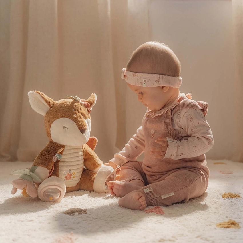 Peluche d'activités cerf rose Fairy Garden  